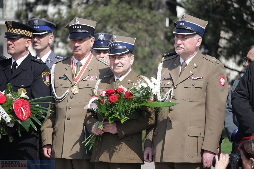 We Włocławku na placu Wolności zorganizowano uroczystość z...