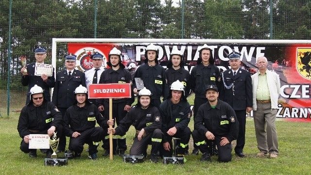 Powiatowe zawody sportowo-pożarnicze w Studzienicach