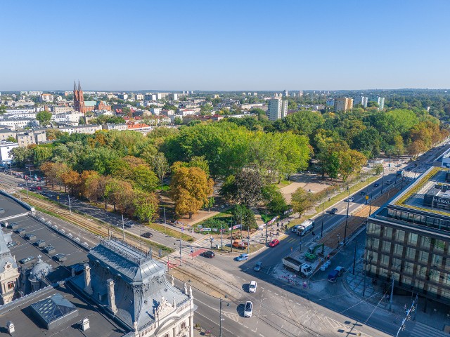 Dobiega końca rewitalizacja popularnego parku Staromiejskiego w centrum Łodzi. Prace pochłoną ponad 30 mln zł i zostaną zakończone w tym roku.