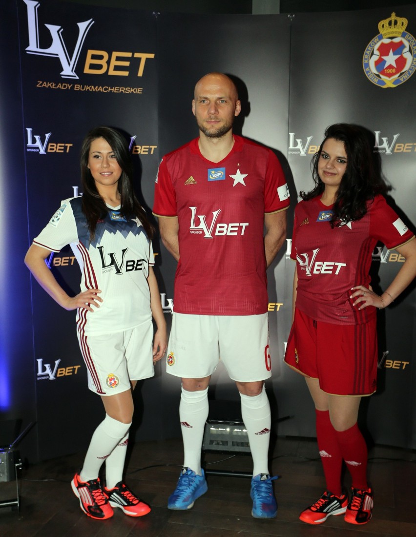 Firma LV Bet nowym sponsorem Wisły Kraków! Logo trafi na koszulki [ZDJĘCIA]