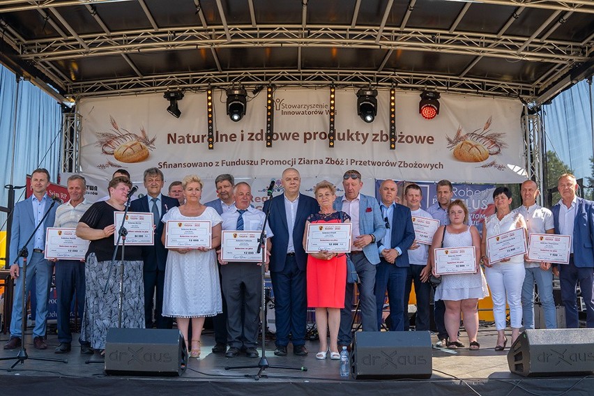 Festiwal Kół Gospodyń Wiejskich w Miedznej Murowanej i granty sołeckie od marszałka ZDJĘCIA 