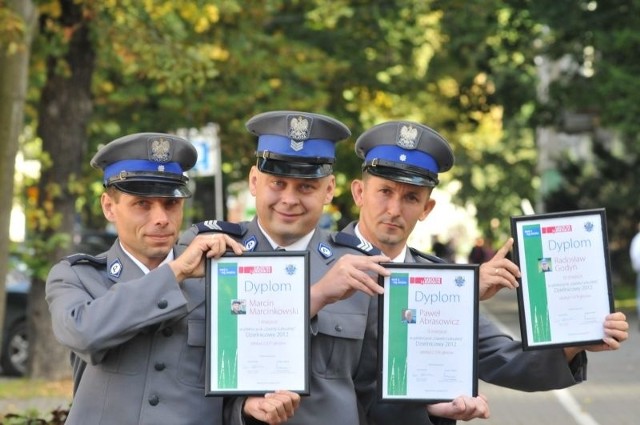 Laureaci plebiscytu (od lewej): mł. asp. Marcin Marcinkowski, st. sierż. Paweł Abrasowicz, mł. asp. Jarosław Godyń