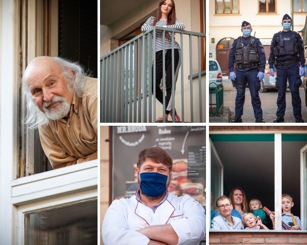 Kraków. Zdjęcia krakowian na balkonach i w oknach. Krakowski artysta fotografuje mieszkańców w dobie pandemii [ZDJĘCIA] 9.05.