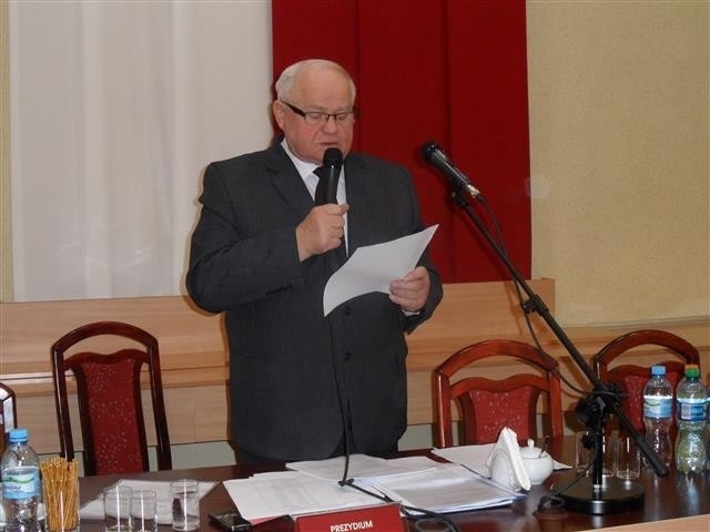 Częstochowa: Starosta Andrzej Kwapisz odda 20 tysięcy złotych do kasy powiatu