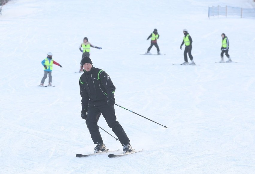Tłumy narciarzy przyjadą w Świętokrzyskie! Stoki w gotowości (WIDEO, ZDJĘCIA)