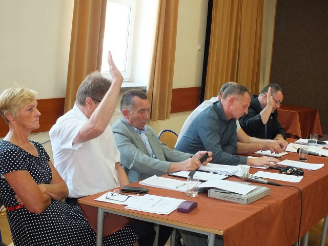 W tym roku radni Wąchocka nie jednomyślnie głosowali za udzieleniem absolutorium burmistrzowi Wąchocka, Jarosławowi Sameli