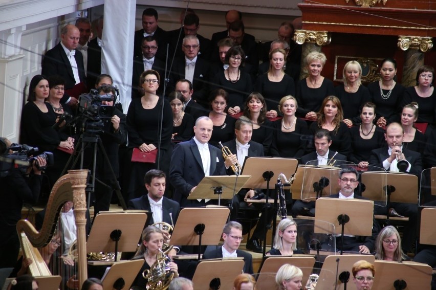Orkiestra Filhrmonii Poznańskiej,  Chór Filharmonii...