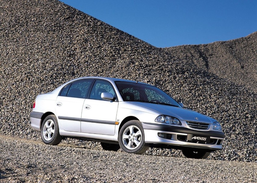 Toyota Avensis 1997 - 2000 / Fot. Toyota