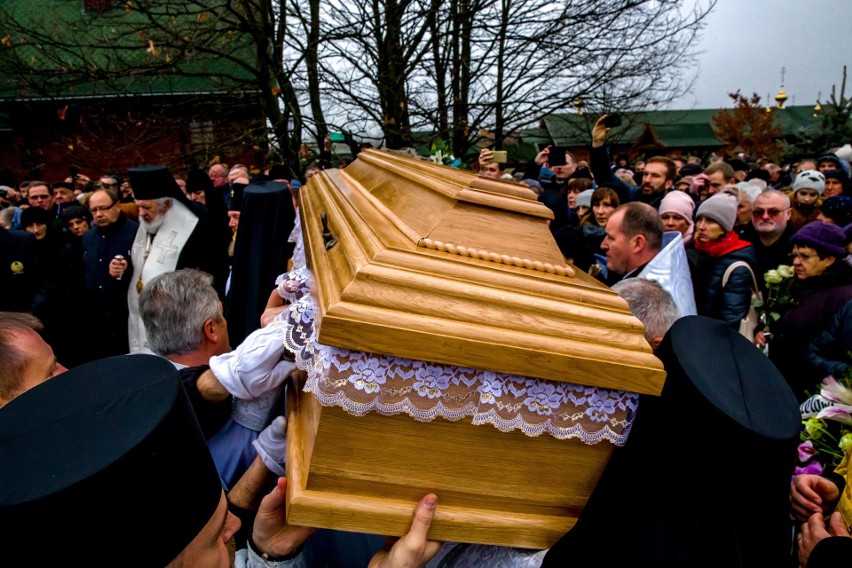Pogrzeb ojca Gabriela. Setki wiernych żegnały archimandrytę...
