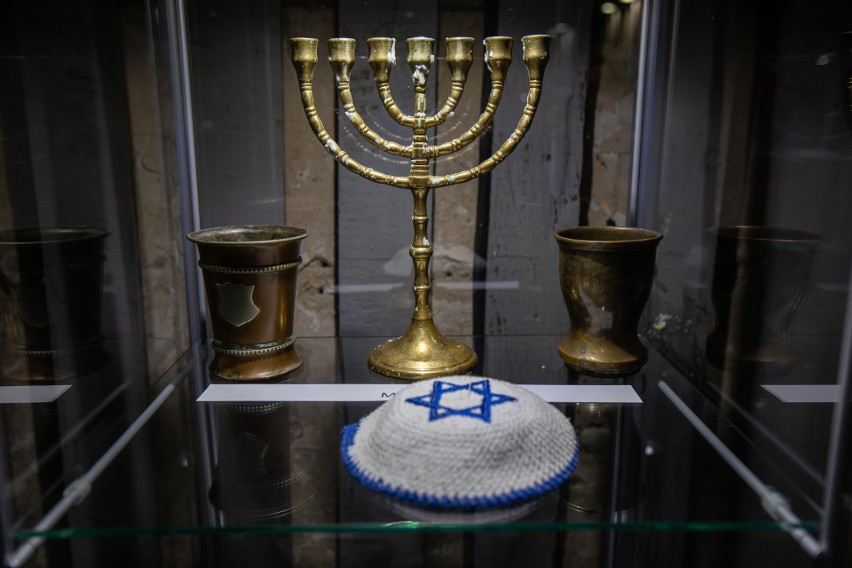 Wystawa „Judaika. Synagoga i dom” miała swą premierę podczas...