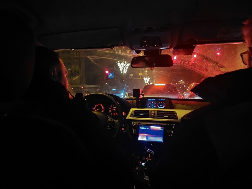 Kontrola taksówek na aplikację w Białymstoku. Skontrolowano 120 pojazdów, stwierdzono ponad 80 wykroczeń