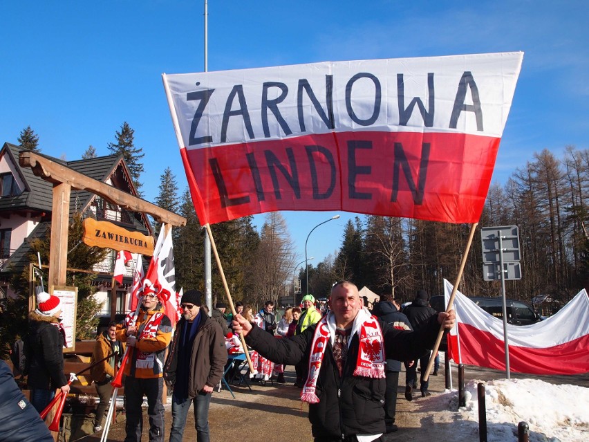 Zakopane. Kibice szykują się na skoki narciarskie [ZDJĘCIA]