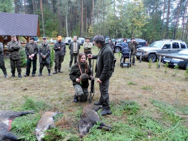 17 Dian polowało na grubą zwierzynę w Koścmidrach, w...