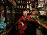 Pani Teresa - legendarna postać śląskiej gastronomii. Od ponad trzech dekad jest właścicielką Winiarni Zagłoba, kultowego miejsca Zabrza