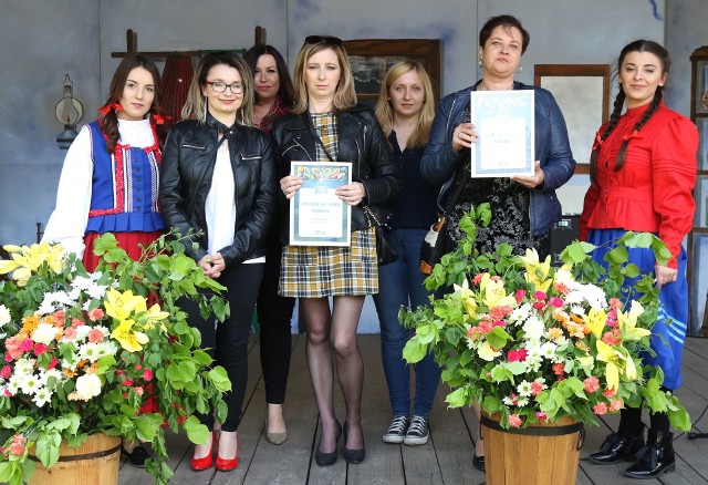 Obecni na Świętokrzyskim Festiwalu Smaku laureaci plebiscytu Mistrzowie Smaku.