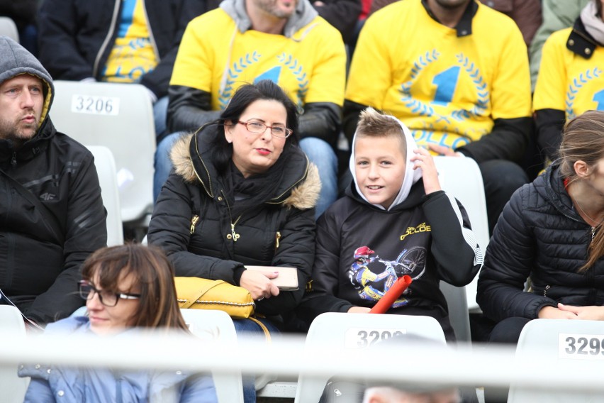 Stadion Polonii Bydgoszcz znów zapełnił się kibicami. Na...