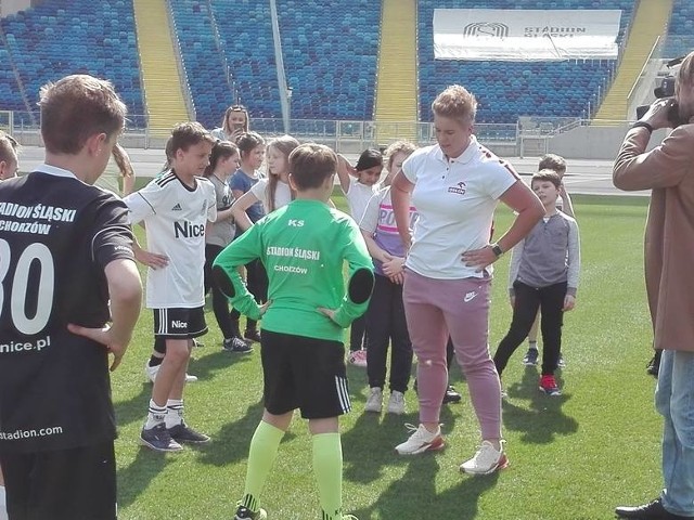 Anita Wlodarczyk na Stadionie Śląskim poprowadziła trening dla dzieci i młodzieży