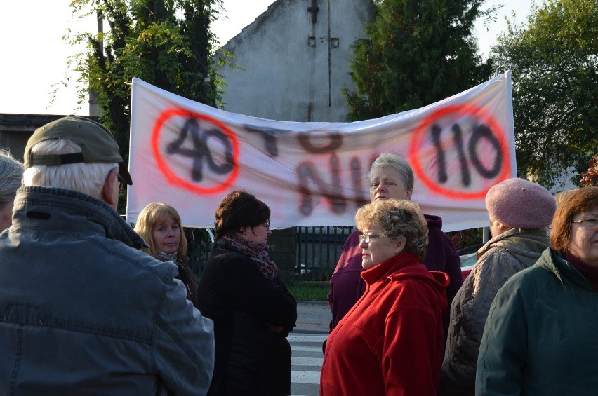 Protest na Zajączkowskiej. Mieszkańcy blokują wylot z miasta (ZDJĘCIA, FILMY)