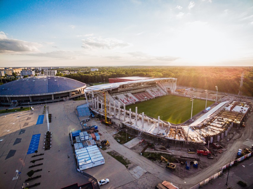 Stadion ŁKS przybrał już kształt stadionu [NAJNOWSZE ZDJĘCIA]