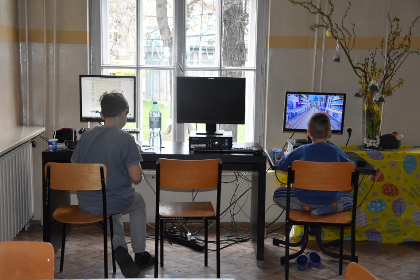 Tarnów. Uchodźcy z akademika ANS w Tarnowie mają zrobić miejsce wykładowcom i studentom. Gdzie teraz zamieszkają?