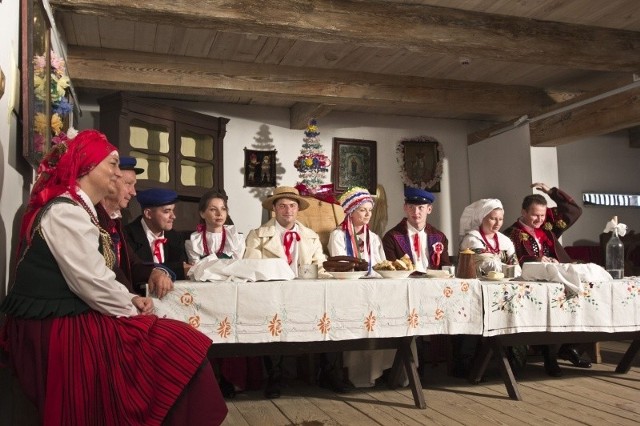 Liczne imprezy organizowane przez Muzeum Wsi Kieleckiej przybliżają tradycje naszego regionu.