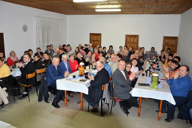 Sala w Krapkowicach-Otmęcie wypełniła się do ostaniego miejsca, ale dobra frekwencja była na wszystkich powiatowych spotkaniach TSKN.