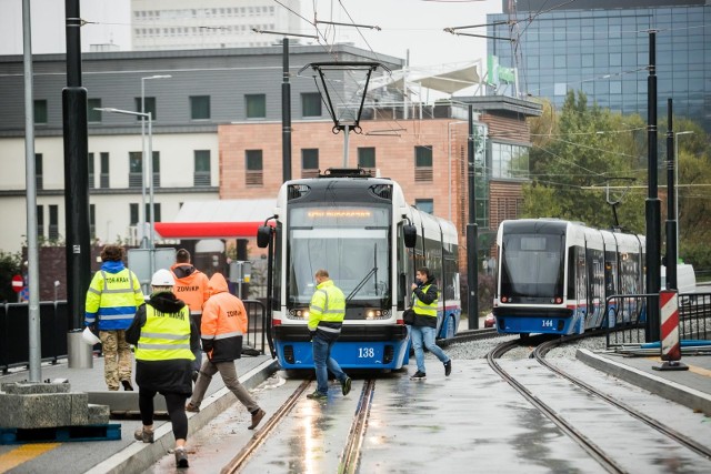 Pierwszy historyczny przejazd próbny tramwajów ul. Kujawską w Bydgoszczy odbył się 14 października. Testy wypadły pomyślnie.