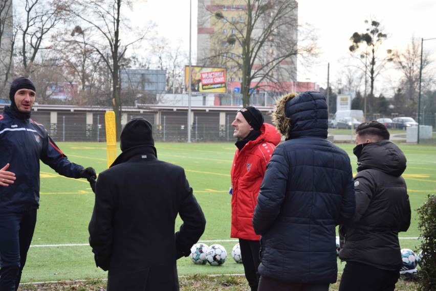 Pierwszy trening Odry na boisku w 2021 roku.