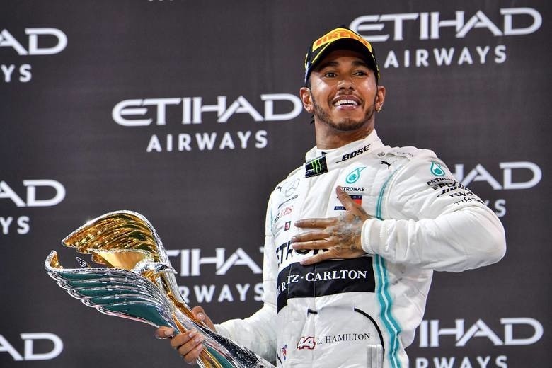 10. Lewis Hamilton (Formuła 1): 400 milionów dolarów