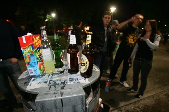 Zobacz w galerii, które osiedla we Wrocławiu mogą zostać objęte zakazem nocnej sprzedaży alkoholu. Przejdź na kolejne slajdy >>>