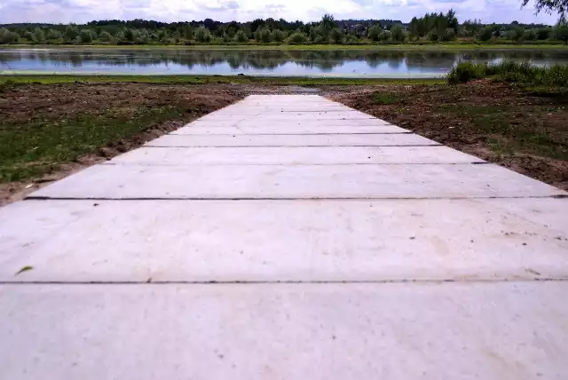 Długi na 21 metrów slip ułatwi wodowanie łodzi. 