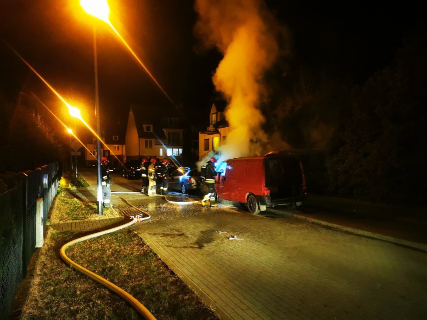Pożar samochodu dostawczego w Koszalinie [ZDJĘCIA]