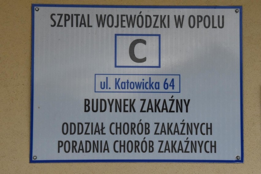 Na oddział zakaźny Szpitala Wojewódzkiego w Opolu trafiły...