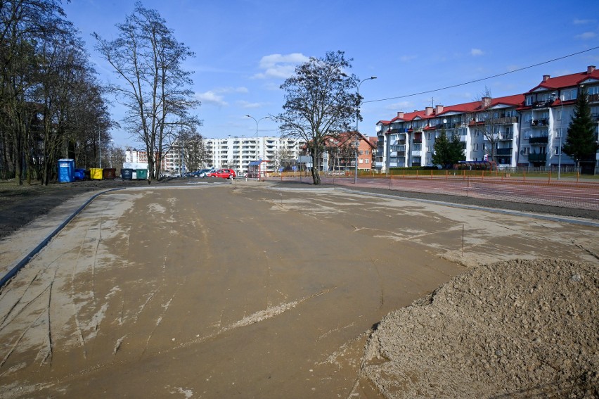 Trwa budowa nowego parkingu w okolicach ulic Pułaskiego i...