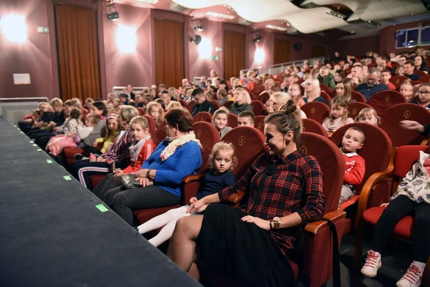 „O czerwonym kapturku i księżniczce na ziarnku grochu” na Jesiennym Festiwalu Teatralnym