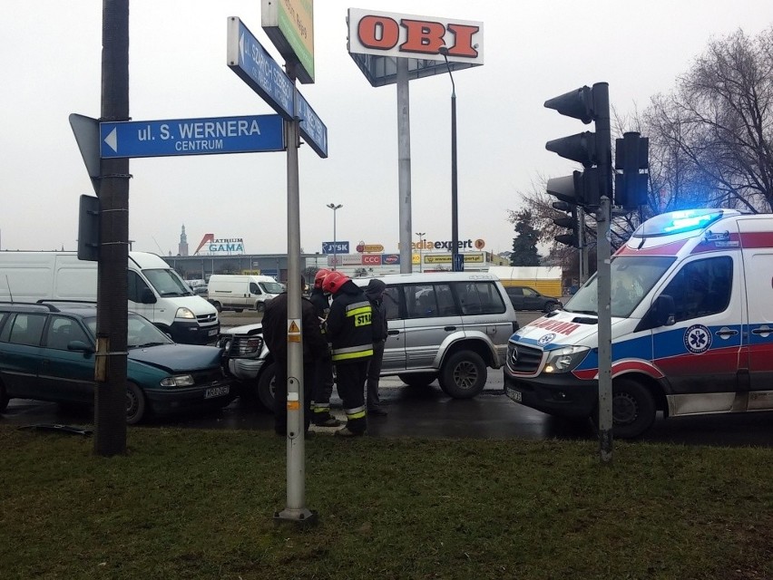 Kolejny wypadek na skrzyżowaniu Mireckiego, Szarych Szeregów i Wernera w Radomiu