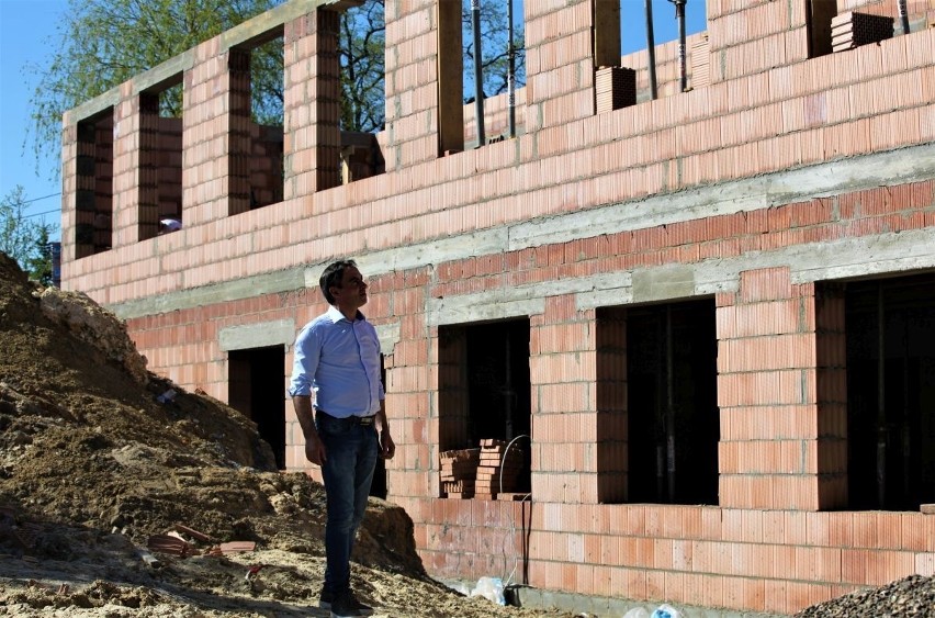 Mury nowego ośrodka zdrowia w Tuczępach szybko rosną. Pieniądze na inwestycją zabezpieczone [ZDJĘCIA]