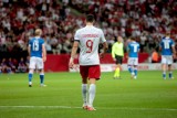 Czy Robert Lewandowski powinien otrzymać powołanie do reprezentacji Polski? Wszystkie "za" i "przeciw". Napastnik jest w fatalnej formie