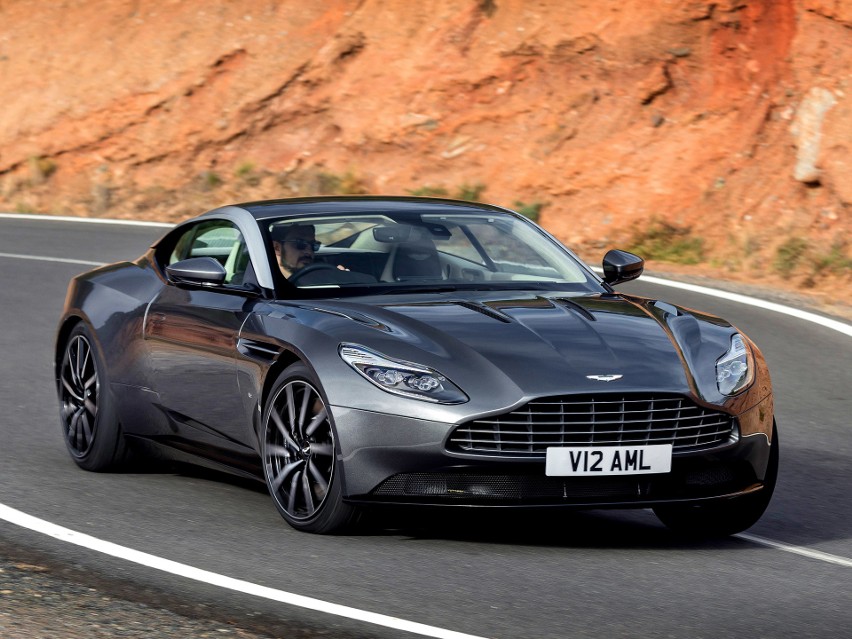 Aston Martin DB11...