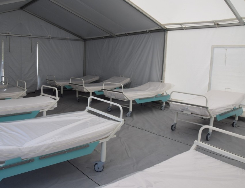 Szpital polowy, który trafił do Charkowa, to cztery namioty...