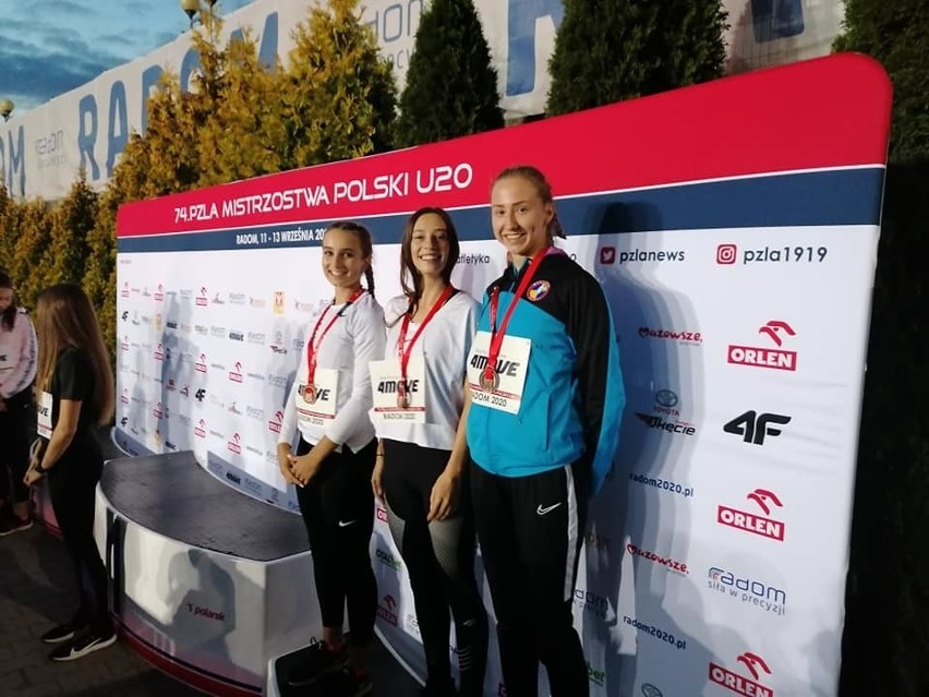 Edyta Bielska na podium MP U20.