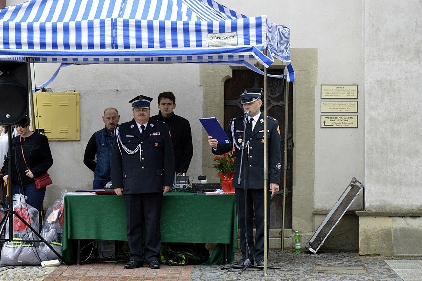 Gorlice. Druhowie z OSP podziękowali za sprzęt wartości wielu milonów złotych [ZDJĘCIA]