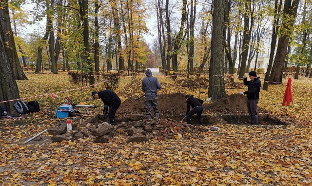 Wykopaliska archeologiczne w Ogrodzie Branickich