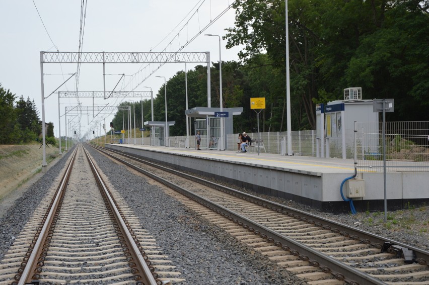Przejazd kolejowy w Grzędzicach już niedługo będzie otwarty. Zmiany w komunikacji miejskiej