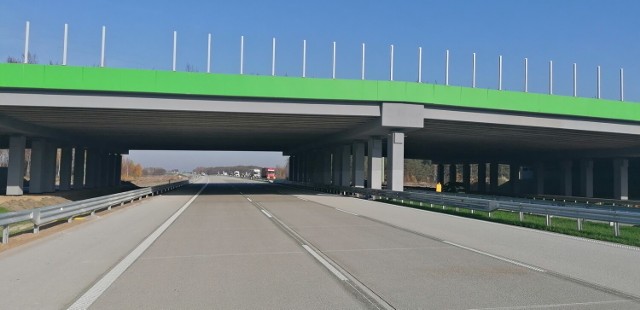 Kolejny etap prac na autostradzie A1 między Piotrkowem Trybunalskim i Kamieńskiem dobiegł końca.