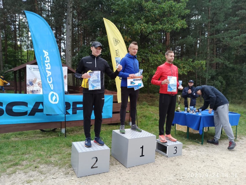 Nasi policjanci na podium na Ogólnopolskich Mistrzostwach Policji w XVIII Biegu Przełajowym [ZDJĘCIA]