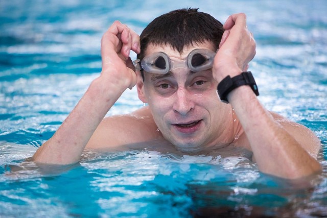 Jacek Czech to jeden z najbardziej utytułowanych polskich pływaków niepełnosprawnych.