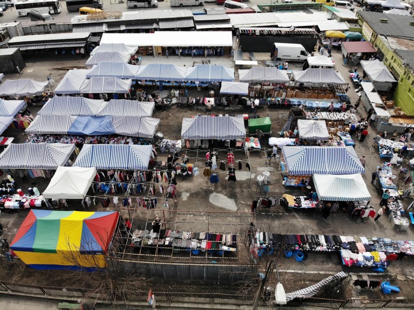 Targowisko przy ul. Ruskiej. Zdjęcia z drona                      