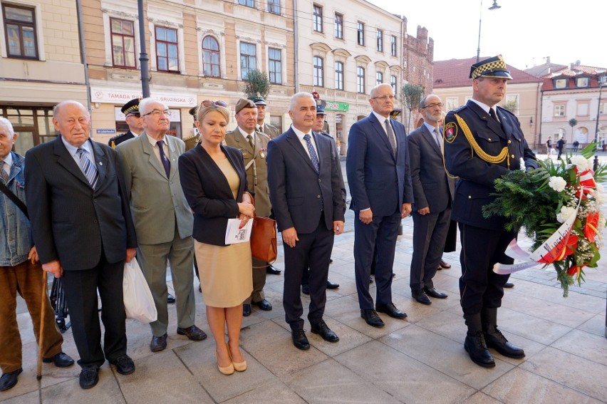 80 lat temu Niemcy zbombardowali Lublin. Lublinianie oddali hołd poległym (ZDJĘCIA)