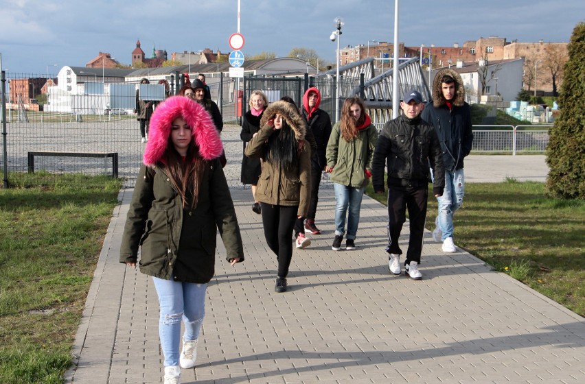 Na wystawie prezentowane są fotografie uczniów...